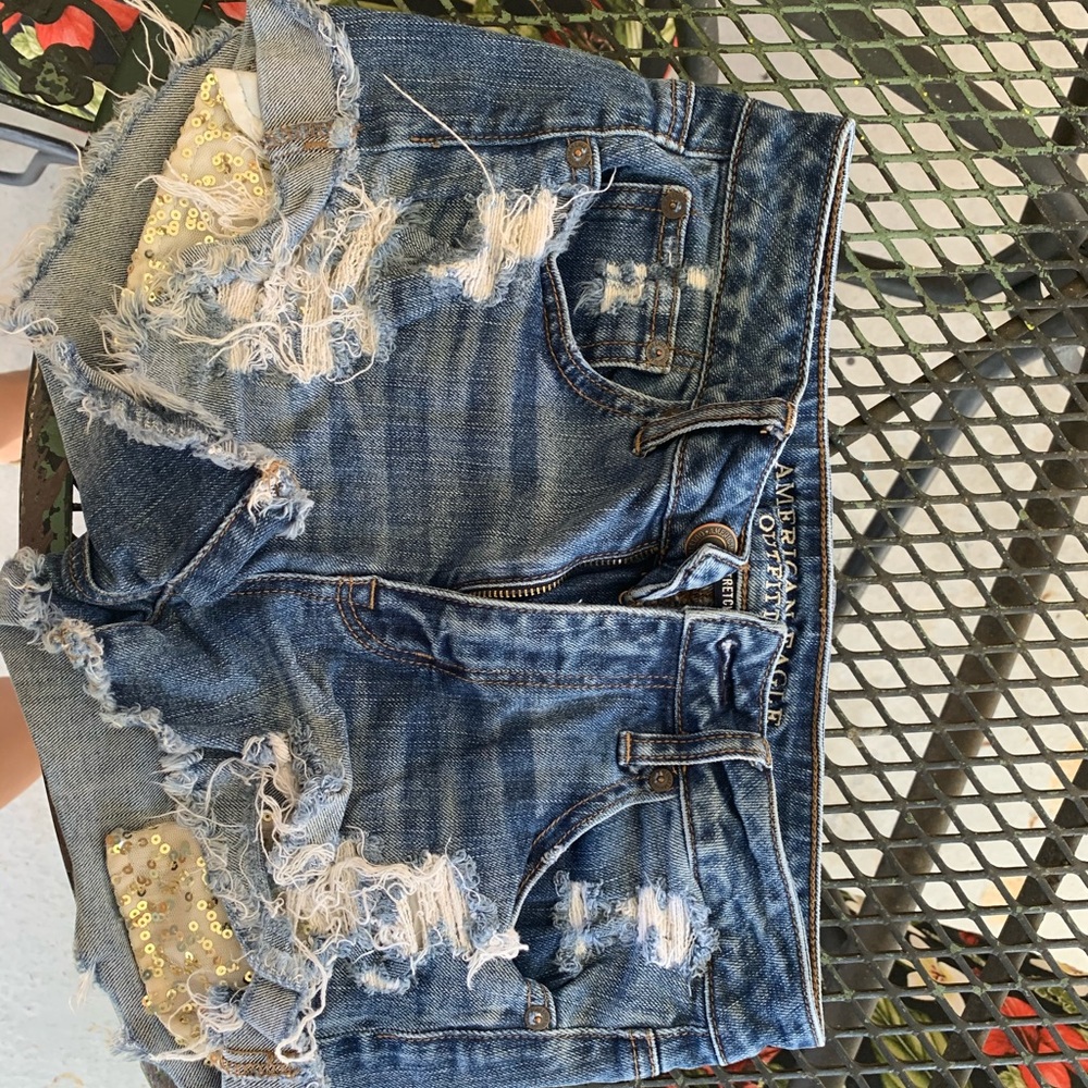 American Eagle ripped shorts